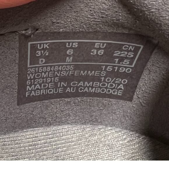 COLLECTION BY CLARKS LAYTON LACE Women's Size 6 Black Leather Sneakers Shoes - Picture 15 of 15